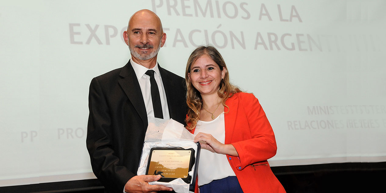 Award to the largest Argentine Exporter of Industrial Rubber Products.